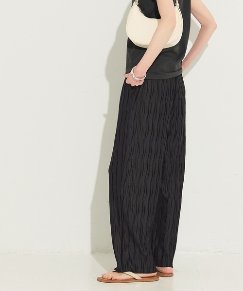 coca（coca）（コカ）の「【田中里奈様着用】＼26ss新色追加／ スリムウェーブパンツ（その他パンツ・レディース・ストライプ/レッド/カーキ/ブラック/グレイッシュベージュ/ライトベージュ/B/ブルー/A・L/M/S）」の18枚目の写真