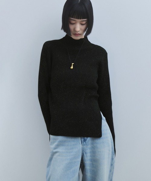 ADAM ET ROPE'（アダムエロペ）の「【WEB限定】・【定番人気】ハイネックラメニットプルオーバー（ニット/セーター・レディース・ブラック/ベージュ/サックスブルー/ホワイト系その他/グレー系その他・FREE）」の3枚目の写真