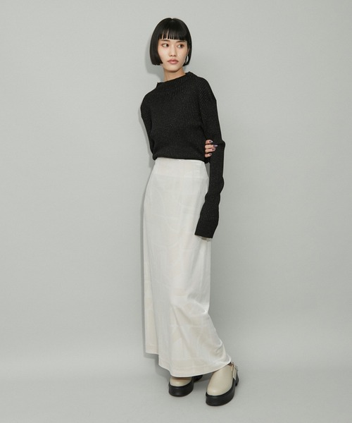 ADAM ET ROPE'（アダムエロペ）の「【WEB限定】・【定番人気】ハイネックラメニットプルオーバー（ニット/セーター・レディース・ブラック/ベージュ/サックスブルー/ホワイト系その他/グレー系その他・FREE）」の18枚目の写真