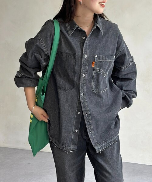 CPCM（シーピーシーエム）の「袖切替フリンジデニムシャツ（シャツ/ブラウス・レディース・ネイビー/ブラック/ブルー・FREE）」の11枚目の写真