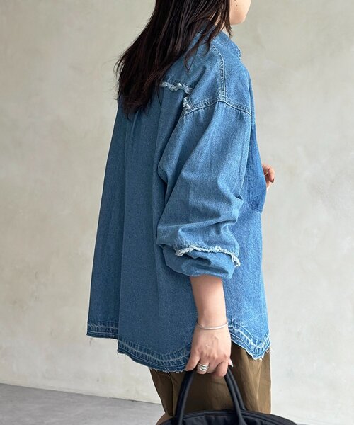 CPCM（シーピーシーエム）の「袖切替フリンジデニムシャツ（シャツ/ブラウス・レディース・ネイビー/ブラック/ブルー・FREE）」の20枚目の写真