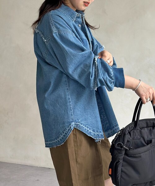 CPCM（シーピーシーエム）の「袖切替フリンジデニムシャツ（シャツ/ブラウス・レディース・ネイビー/ブラック/ブルー・FREE）」の21枚目の写真