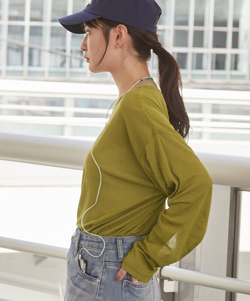 MONO-MART(モノマート)の「【スマートウォッシュ】フローティ シアートップス(Tシャツ/カットソー・レディース・ベージュ/ブラウン/レッド/オリーブ/ブラック/ピンク/ネイビー/オフホワイト/ライトイエロー/チャコールグレー/グレー/ダークグレー/ワイン/ブルー/モカ/ブルー系/ミント・FREE)」の22枚目の写真