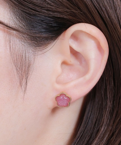 MARY QUANT（マリークワント）の「スパークリングデイジー ピアス（ピアス（両耳用）・レディース・ライトグリーン/ピンク/ブラック・FREE）」の3枚目の写真