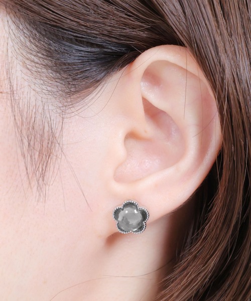 2-5日着 MARY QUANT スパークリングデイジーエポストーン ピアス スパークリングデイジー ピアス（ピアス（両耳用））｜MARY