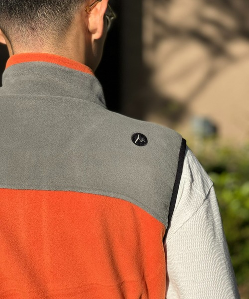 MARMOT（マーモット）の「【Marmot】Polarlite Fleece Vest（ベスト・メンズ・パープル/オレンジ/ブラック・LARGE/X-LARGE/MEDIUM）」の11枚目の写真