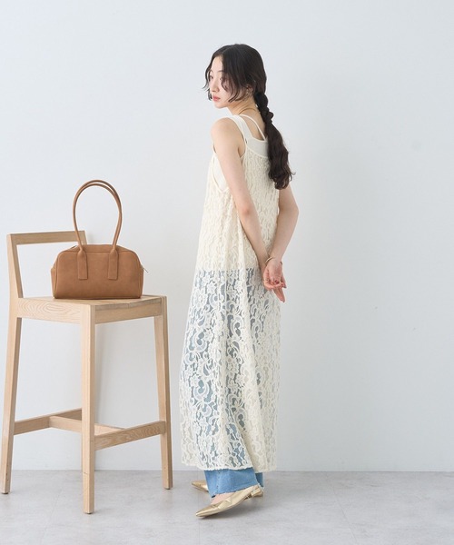 earth music&ecology（アースミュージックアンドエコロジー）の「起毛レースレイヤードキャミワンピース（ワンピース・レディース・ブラック/アイボリー・FREE）」の5枚目の写真