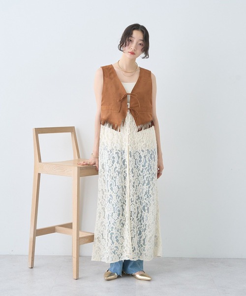 earth music&ecology（アースミュージックアンドエコロジー）の「起毛レースレイヤードキャミワンピース（ワンピース・レディース・ブラック/アイボリー・FREE）」の8枚目の写真