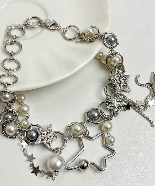 HALEY PESCA（ヘーリーペスカ）の「HALEY PESCA/スター×パール　ボリュームネックレス（ネックレス・レディース・シルバー・FREE）」の4枚目の写真