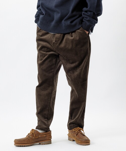 FREAK'S STORE(フリークスストア)の「限定展開 ベーシックシルエット コーデュロイ イージーパンツ(その他パンツ・メンズ・ベージュ/ブラウン/ブラック/チャコールグレー・LARGE/MEDIUM/SMALL)」の14枚目の写真