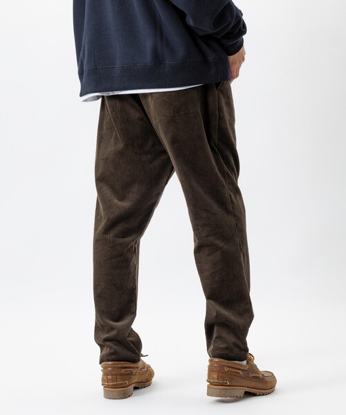 FREAK'S STORE(フリークスストア)の「限定展開 ベーシックシルエット コーデュロイ イージーパンツ(その他パンツ・メンズ・ベージュ/ブラウン/ブラック/チャコールグレー・LARGE/MEDIUM/SMALL)」の19枚目の写真