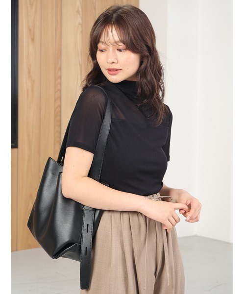 fifth(フィフス)の「切り替えデザインハーフスリーブシアートップス(Tシャツ/カットソー・レディース・ブラック/アイボリー/チャコールグレー・M)」の3枚目の写真