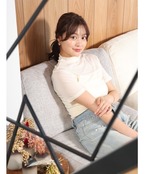 fifth(フィフス)の「切り替えデザインハーフスリーブシアートップス(Tシャツ/カットソー・レディース・ブラック/アイボリー/チャコールグレー・M)」の4枚目の写真