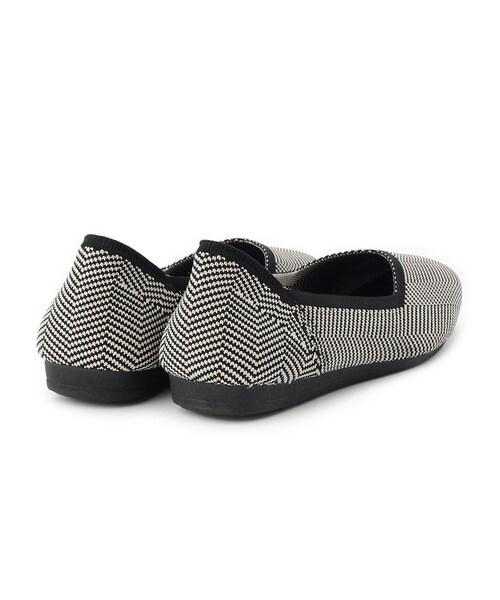 SHOO・LA・RUE（シューラルー）の「【22.5cm-24.5cm】洗えてさらさらニットパンプス（パンプス・レディース・ベージュ系その他6/ブルー/ブラック系3/レッド系1/ブラック・25/35/45）」の15枚目の写真