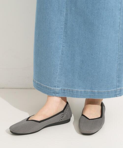 SHOO・LA・RUE（シューラルー）の「【22.5cm-24.5cm】洗えてさらさらニットパンプス（パンプス・レディース・ベージュ系その他6/ブルー/ブラック系3/レッド系1/ブラック・25/35/45）」の18枚目の写真