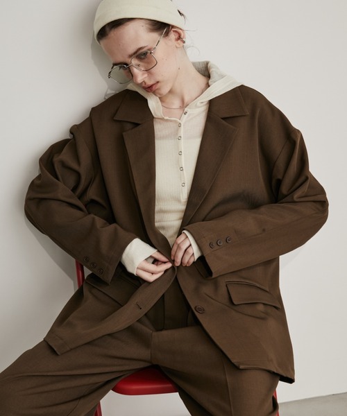 Auntie Rosa Holiday（アンティローザホリデー）の「オーバーサイズテーラードジャケット / セットアップ対応（テーラードジャケット・レディース・ネイビー/ブラウン/ブラック/ベージュ/グレー・FREE）」の15枚目の写真