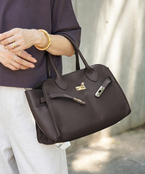 IENA（イエナ）の「AULENTTI/オウレンティ 別注 BELT BAG トートバッグ（トートバッグ・レディース・ベージュ/ブラック/ブラウン・FREE）」の15枚目の写真