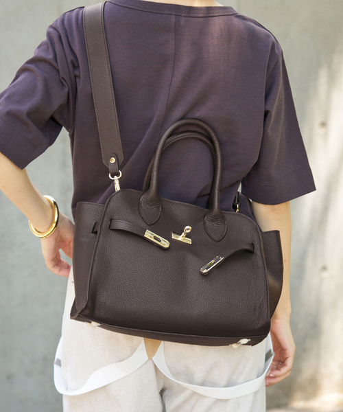 IENA（イエナ）の「AULENTTI/オウレンティ 別注 BELT BAG トートバッグ（トートバッグ・レディース・ベージュ/ブラック/ブラウン・FREE）」の13枚目の写真