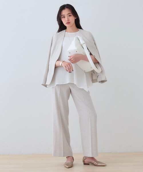 INDIVI(インディヴィ)の「【洗える】ペプラムトップス(Tシャツ/カットソー・レディース・サックスブルー/ブラック/オフホワイト・05/13/15 /38)」の7枚目の写真