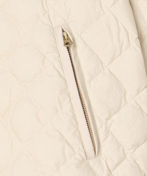 GYMPHLEX(ジムフレックス)の「Gymphlex | キルトダウンパフスリーブミドルコート SOLID WOMEN(その他アウター・レディース・アイボリー・12)」の17枚目の写真