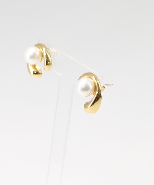 Gready Brilliant（グレディブリリアン）の「ステンレスパールピアス（ピアス（両耳用）・レディース・ゴールド・FREE）」の6枚目の写真