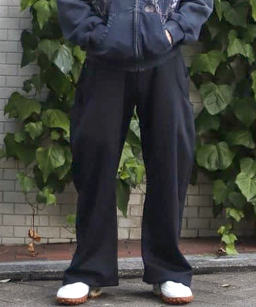 NVRFRGT(ネヴァーフォーゲット)の「NVRFRGT × WISM別注 CURVED LEG UTILITY TRACK PT(その他パンツ・メンズ・ブラック・2/3/1)」の21枚目の写真