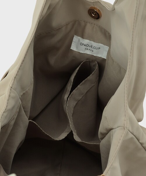 OPAQUE.CLIP（オペークドットクリップ）の「【A4サイズ対応】ヌバック調合皮ビッグトート（トートバッグ・レディース・ナチュラル/ブラウン系その他/ブラック・00）」の20枚目の写真