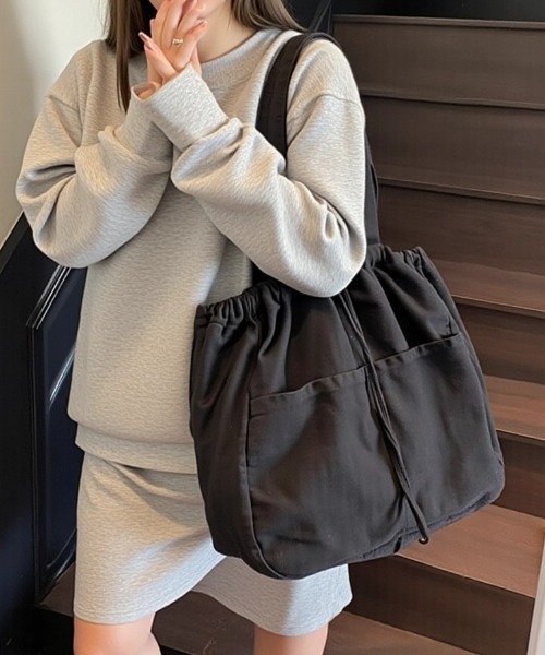 cammie(キャミー)の「ドローストリングビッグトートバッグ(トートバッグ・レディース・カーキ/アイボリー/ブラック/ブラウン/ダークグレー・F)」の11枚目の写真