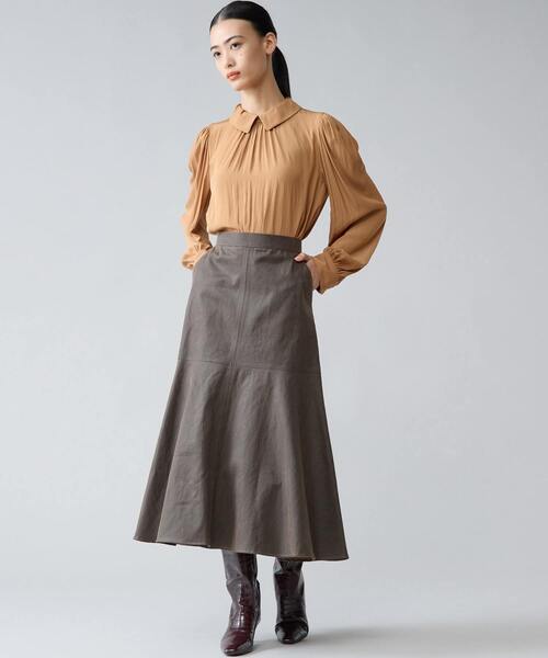 Tiara（ティアラ）の「タックカラー付ブラウス（シャツ/ブラウス・レディース・ホワイト/キャメル/ネイビー・FREE）」の10枚目の写真