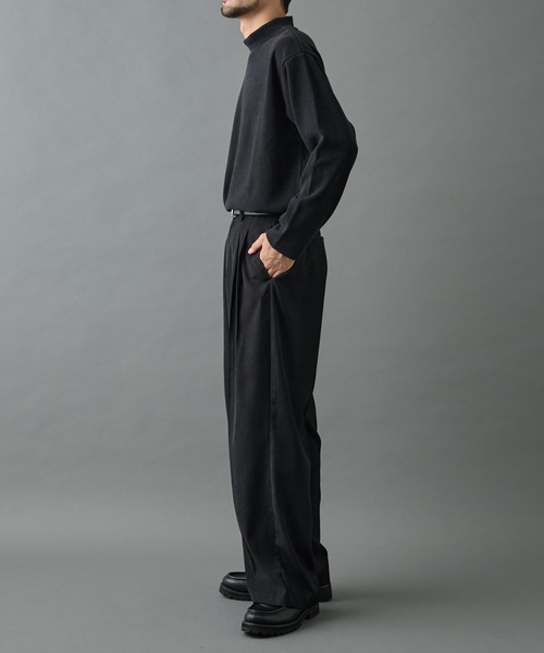 COLONY 2139（コロニートゥーワンスリーナイン）の「カットモールハイネックプルオーバー（Tシャツ/カットソー・メンズ・ホワイト/ブラック/グレイッシュベージュ・LARGE/MEDIUM）」の17枚目の写真