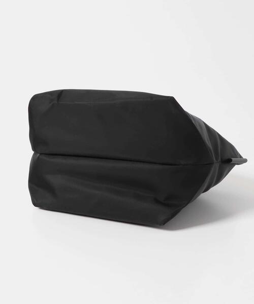 URBAN RESEARCH ROSSO WOMEN（アーバンリサーチ　ロッソ）の「『一部別注カラー』VIOLA d’ORO　BIANCA M（トートバッグ・レディース・ブラック/ブラウン系その他/ブラック系その他/ベージュ・MEDIUM）」の7枚目の写真