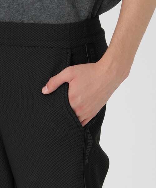 BLACK LABEL CRESTBRIDGE(ブラックレーベル・クレストブリッジ)の「【BLACK lab.】ボンディングトリコットトラックパンツ(その他パンツ・メンズ・ネイビー/ブラック・M/L/S/XL)」の8枚目の写真