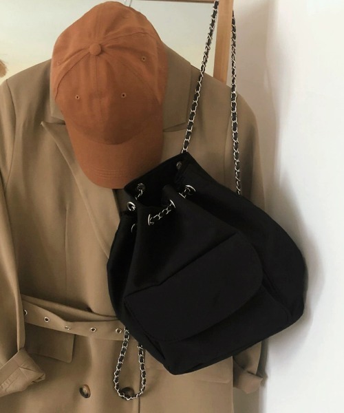 Miniministore(ミニミニストア)の「巾着リュック ナイロンチェーンバッグ軽量(バックパック/リュック・レディース・ブラック・FREE)」の13枚目の写真