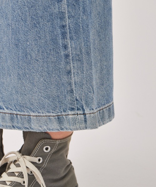 Calvin Klein(カルバン・クライン)の「Calvin Klein/カルバンクライン DENIM MAXI SKIRT SHORELINE CKパッチ デニムマキシスカート(デニムスカート・レディース・インディゴブルー・23/24/26)」の16枚目の写真