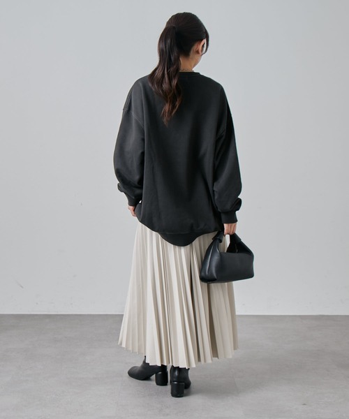 Lui's（ルイス）の「ピグメント加工ロゴスウェット（スウェット・レディース・チャコールグレー/ライトグレー/ネイビー・FREE）」の17枚目の写真