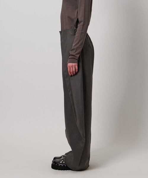 ASTRAET（アストラット）の「＜ASTRAET＞コットン ギャバ 2タック テーパードパンツ（その他パンツ・レディース・ダークグレー/ベージュ・0/00/1）」の12枚目の写真