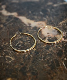 ニュアンスメタルピアス