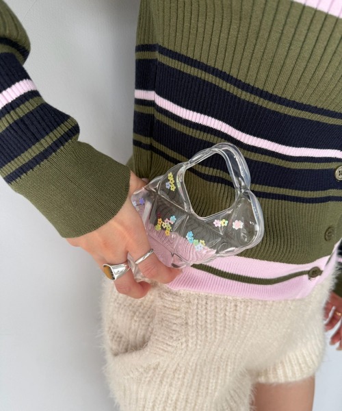 SANSeLF（サンセルフ）の「【SANSeLF】 クリアフラワースマホケース キルティング風 立体フォルム iPhoneカバー アイフォンケース sac25a018（スマホケース/カバー・レディース・クリア・iPhone 16/iPhone 15/iPhone 14）」の5枚目の写真