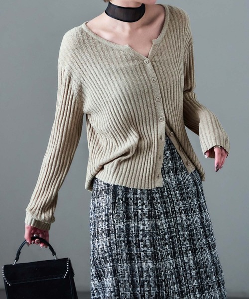 Fashion Letter(ファッションレター)の「キーネックカーディガン(カーディガン/ボレロ・レディース・ベージュ/チャコール/ブラック・FREE)」の1枚目の写真