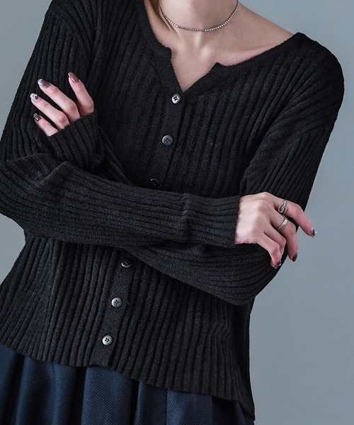Fashion Letter(ファッションレター)の「キーネックカーディガン(カーディガン/ボレロ・レディース・ベージュ/チャコール/ブラック・FREE)」の15枚目の写真