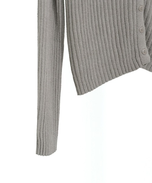 Fashion Letter(ファッションレター)の「キーネックカーディガン(カーディガン/ボレロ・レディース・ベージュ/チャコール/ブラック・FREE)」の9枚目の写真