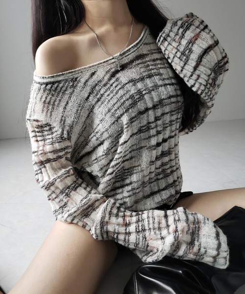 me+em select(ミームセレクト)の「【 2color 】メランジルーズシアーリブニット / melange loose sheer rib knit(ニット/セーター・レディース・ブラック/ホワイト・FREE)」の15枚目の写真