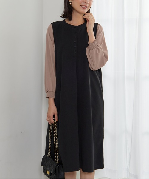 BELLUNA PLUS(ベルーナ)の「ヘンリーネック袖切替デザインワンピース(ワンピース・レディース・カーキ系/ネイビー系/ブラック系・MEDIUM/X-LARGE/LARGE)」の9枚目の写真