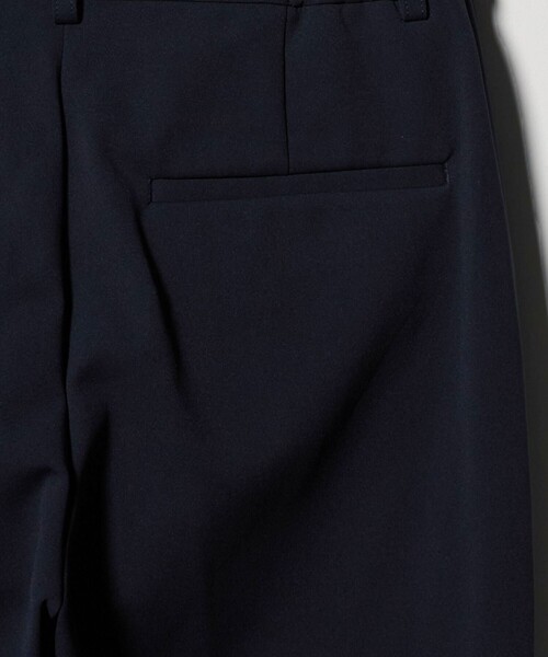 A DAY IN THE LIFE UNITED ARROWS(アデイインザライフユナイテッドアローズ)の「ダブルニット テーパードパンツ ‐ウォッシャブル・セットアップ対応‐ <A DAY IN THE LIFE>(その他パンツ・レディース・ブラック/ダークブラウン/ネイビー・40/38/36)」の7枚目の写真