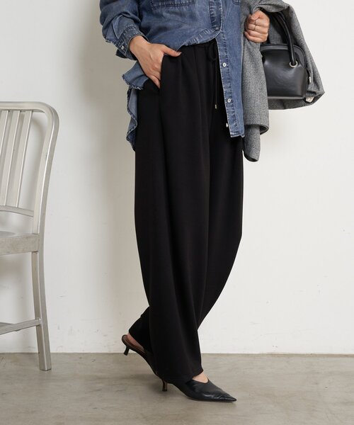 Jena espace merveilleux（ジェナ　エスパスメルヴェイユ）の「カーブラインボンディングパンツ（その他パンツ・レディース・ブラック/チャコールグレー/ベージュ・FREE）」の2枚目の写真