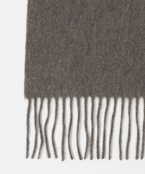 BEAUTY&YOUTH UNITED ARROWS(ビューティーアンドユースユナイテッドアローズ)の「カシミヤ ソリッド マフラー(マフラー・メンズ・ブラウン系/ブラック/グレー系・FREE)」の5枚目の写真