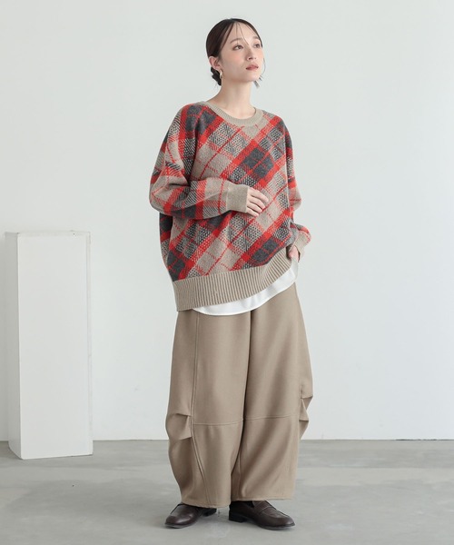 n'OrLABEL(ノアールレーベル)の「ウールライクタックコクーンパンツ(その他パンツ・レディース・チャコール/ブラック/ベージュ・1/2)」の16枚目の写真