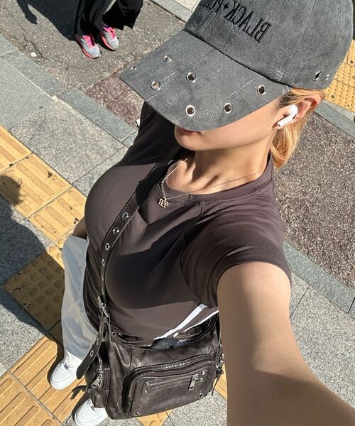 BLACKPURPLE（ブラックパープル）の「マルコバッグ Marco Bag_BROWN（ショルダーバッグ・レディース・ブラウン・FREE）」の2枚目の写真