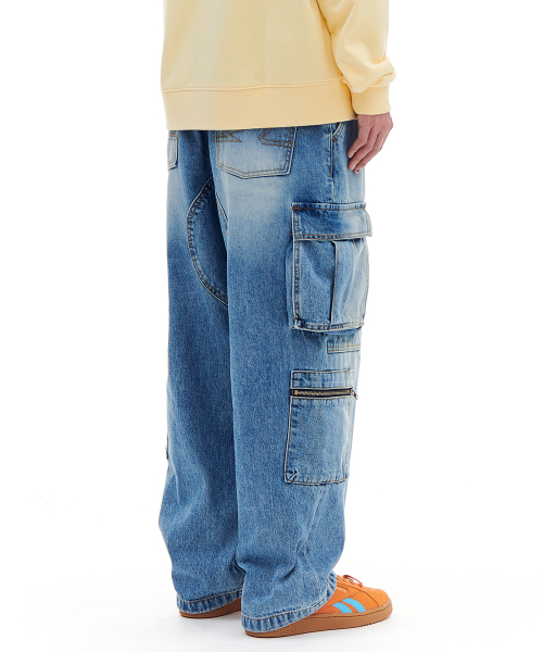 ARCHIVE BOLD(アーカイブボールド)の「MULTI POCKET DENIM PANTS (LIGHT BLUE)(デニムパンツ・メンズ・その他・LARGE/MEDIUM/SMALL/X-SMALL)」の3枚目の写真
