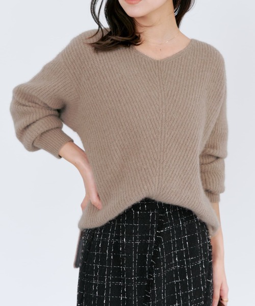 フォックスアンゴラVネックパターン柄ニット　 （COHINA） フォックスアンゴラVネックパターン柄ニット 【低身長・小柄女性